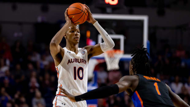 Feb 19, 2022; Gainesville, Florida, USA; Auburn Tigers forward Jabari Smith (10) looks to pass during the first half against the Florida Gators at Billy Donovan Court at Exactech Arena. Mandatory Credit: Matt Pendleton-USA TODAY Sports